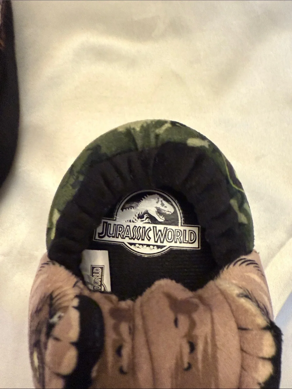 Toddler Jurassic World Slip On Slippers S 5/6 Never Worn